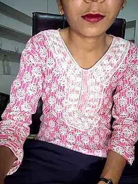 Isha kumari 69 online show from May 2026 05:32:01 PM