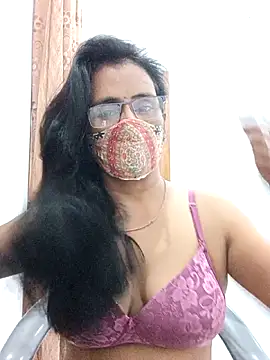 sanjana077 online show from May 2026 03:45:02 AM