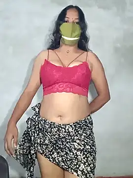 Snapshot of V_HOT_CUTE chatting on November 2025 10:37:01 AM V HOT CUTE online show from November 2025 10:37:01 AM