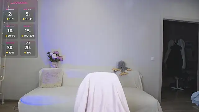 olliebells online show from December 2025 04:15:01 PM