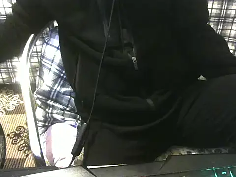 ellsaBunny online show from November 2025 03:33:01 PM