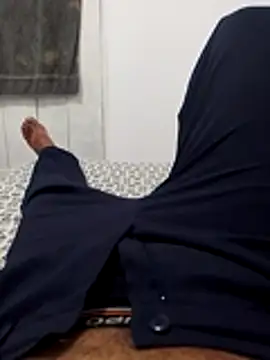 Snapshot of 20cmmg chatting on November 2025 10:09:01 PM 20cmmg online show from November 2025 10:09:01 PM