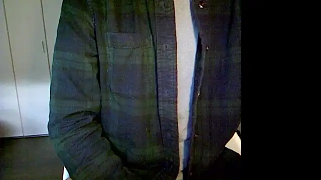 Snapshot of Taro070 chatting on November 2025 03:50:02 AM Taro070 online show from November 2025 03:50:02 AM