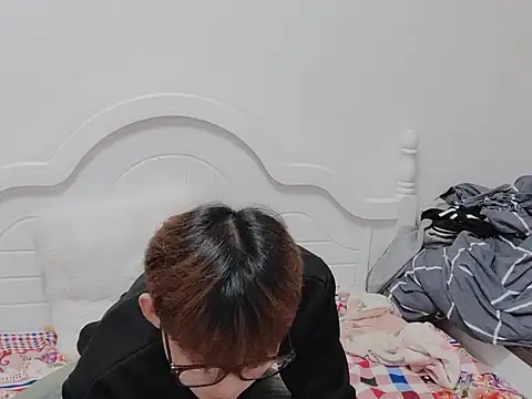 Snapshot of xiaomeng2563 chatting on November 2025 11:00:02 AM xiaomeng2563 online show from November 2025 11:00:02 AM