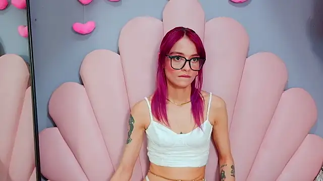 luci miller online show from June 2026 05:34:01 AM