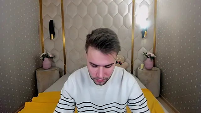 Snapshot of JonnahHell chatting on December 2025 08:01:02 AM JonnahHell online show from December 2025 08:01:02 AM