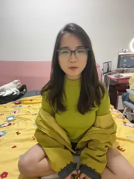 Hmm 0303 online show from November 2025 03:00:02 PM