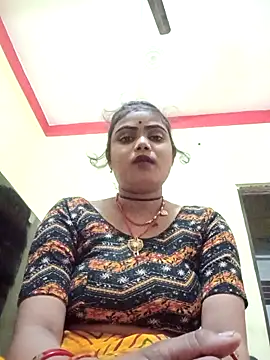 Snapshot of Riya_lovely0143 chatting on December 2025 02:47:01 PM Riya lovely0143 online show from December 2025 02:47:01 PM