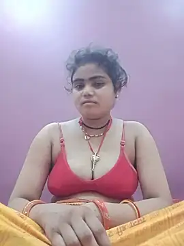 Snapshot of Riya_lovely0143 chatting on June 2026 11:03:02 PM Riya lovely0143 online show from June 2026 11:03:02 PM