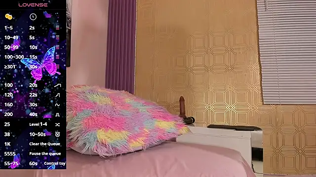 Snapshot of valen_gill chatting on November 2025 12:16:01 PM valen gill online show from November 2025 12:16:01 PM