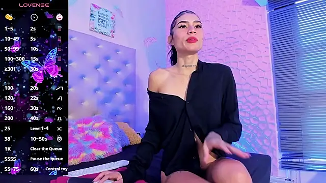 Snapshot of valen_gill chatting on November 2025 02:54:01 PM valen gill online show from November 2025 02:54:01 PM