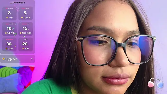 Snapshot of lau_rl chatting on November 2025 09:04:01 PM lau rl online show from November 2025 09:04:01 PM