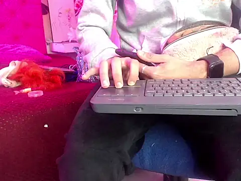 Snapshot of Lovers_Spicy chatting on January 2026 12:43:02 PM Lovers Spicy online show from January 2026 12:43:02 PM