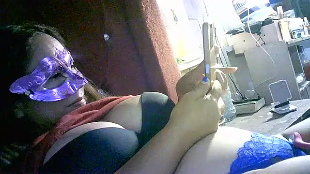 Zulreyna online show from May 2026 04:06:02 AM