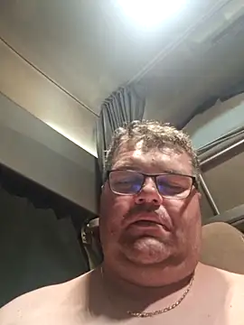 Grase44 online show from December 2025 10:05:01 PM