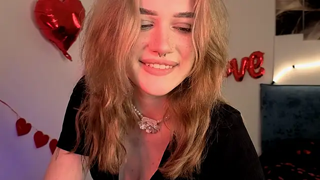 Snapshot of eshleeygreen chatting on February 2026 09:00:01 PM eshleeygreen online show from February 2026 09:00:01 PM