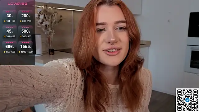 Snapshot of eshleeygreen chatting on March 2026 07:33:02 AM eshleeygreen online show from March 2026 07:33:02 AM