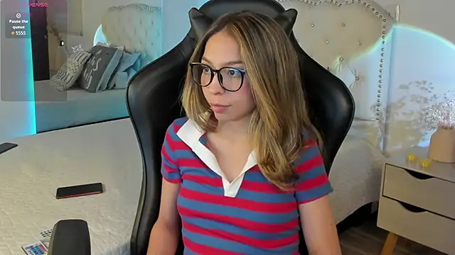 LuluuBerry online show from February 2026 11:09:02 PM