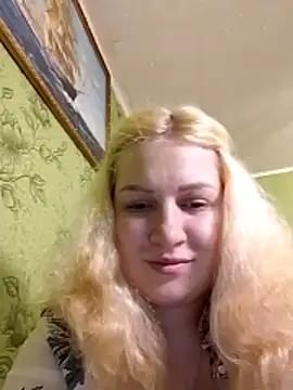 Snapshot of Steshaa chatting on November 2025 05:13:01 PM Steshaa online show from November 2025 05:13:01 PM