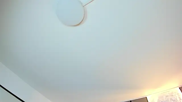 coral rosse  online show from November 2025 01:04:02 PM