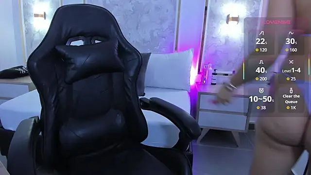 coral rosse  online show from December 2025 12:17:02 AM