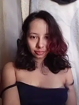 Snapshot of kiaralenon chatting on November 2025 02:40:02 PM kiaralenon online show from November 2025 02:40:02 PM