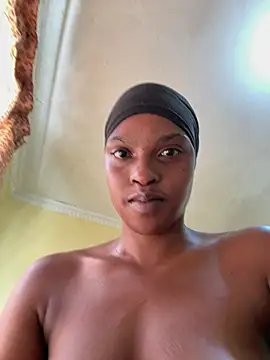 NiaLong21  online show from March 2026 10:43:02 AM