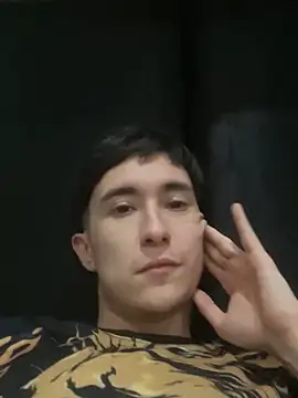 Snapshot of Mauriciolezcar chatting on November 2025 01:06:02 AM Mauriciolezcar online show from November 2025 01:06:02 AM