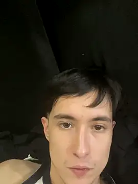 Snapshot of Mauriciolezcar chatting on November 2025 02:33:01 AM Mauriciolezcar online show from November 2025 02:33:01 AM