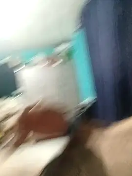 Loquillopajero online show from February 2026 12:15:02 PM