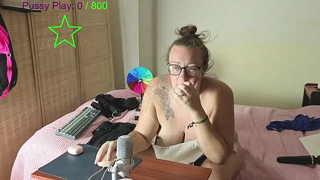 JadeStarUK online show from April 2026 10:45:01 PM