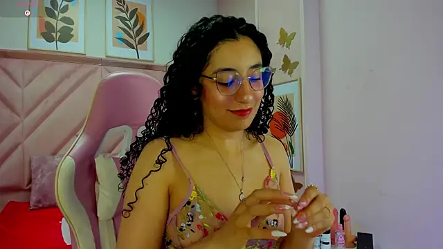 DemiJones  online show from December 2025 04:21:01 AM