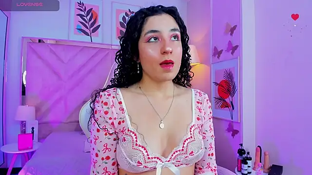 Snapshot of DemiJones_ chatting on February 2026 03:46:02 AM DemiJones online show from February 2026 03:46:02 AM