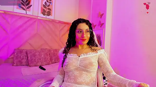 Snapshot of DemiJones_ chatting on February 2026 03:57:01 AM DemiJones online show from February 2026 03:57:01 AM