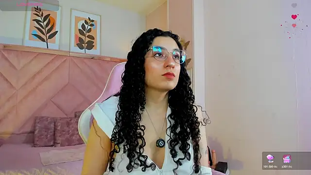 Snapshot of DemiJones_ chatting on February 2026 04:22:02 AM DemiJones online show from February 2026 04:22:02 AM