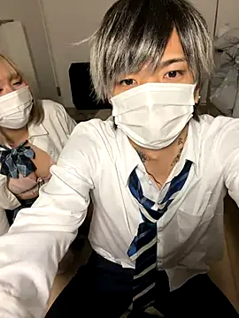 Snapshot of MISIRINN chatting on December 2025 12:47:01 PM MISIRINN online show from December 2025 12:47:01 PM