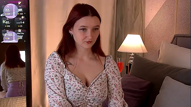 Ellllie online show from November 2025 08:14:01 AM