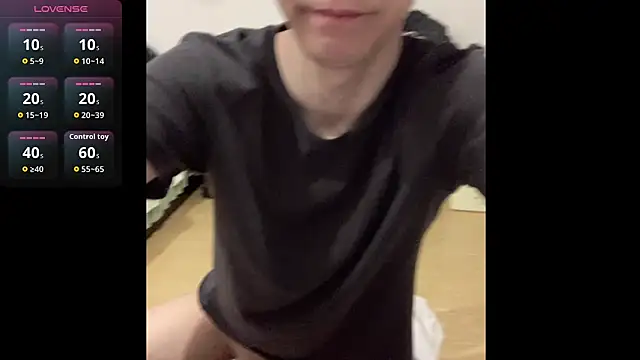 Snapshot of CouplingCry chatting on February 2026 04:14:01 PM CouplingCry online show from February 2026 04:14:01 PM