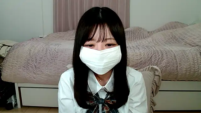  Runa  online show from November 2025 05:17:01 AM