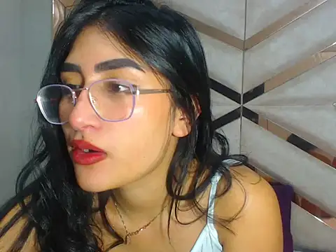 HannaLis online show from December 2025 03:34:02 AM