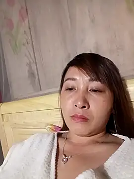 Missa-kute20 online show from December 2025 01:40:02 PM