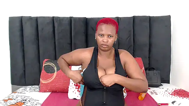 Snapshot of Miss-Berries chatting on March 2026 07:00:02 PM Miss-Berries online show from March 2026 07:00:02 PM