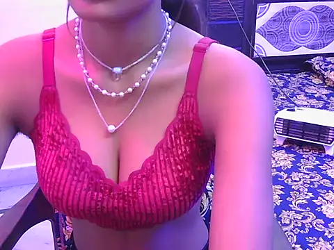 hot-nisha online show from December 2025 06:30:02 AM