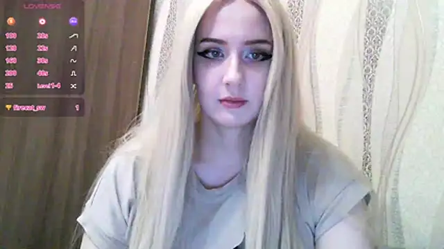 Nikki Rose online show from December 2025 04:35:01 PM