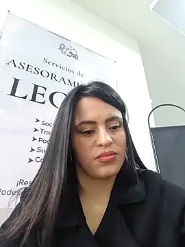 Snapshot of ALEJA__22 chatting on February 2026 03:28:02 PM ALEJA 22 online show from February 2026 03:28:02 PM