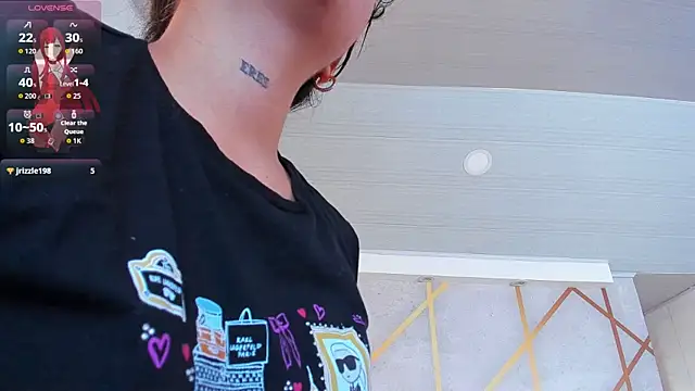  vaiolet owo online show from March 2026 05:19:02 PM