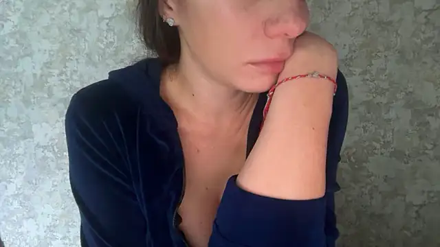 Angelinaa19 online show from April 2026 08:31:01 AM