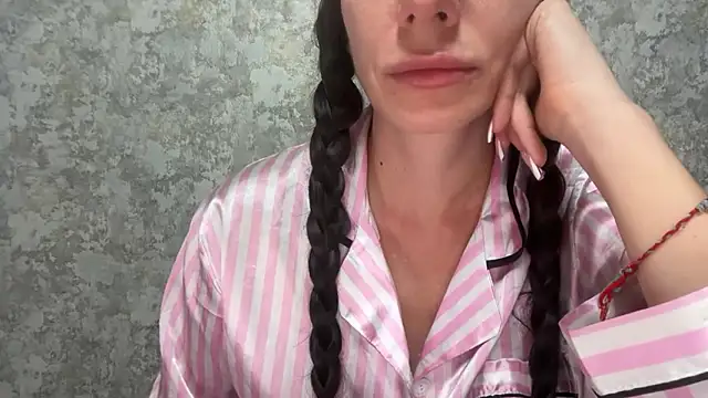 Angelinaa19 online show from April 2026 09:06:02 PM