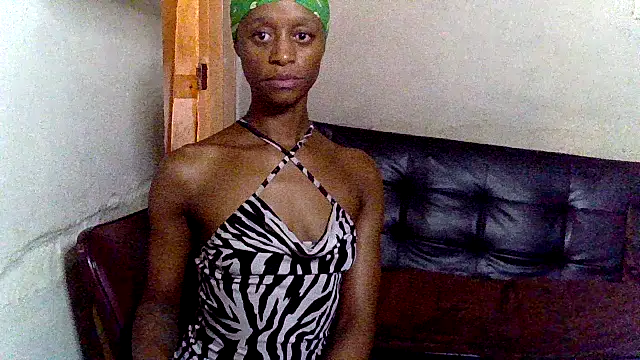 Nikistickyxx25 online show from November 2025 04:51:01 PM