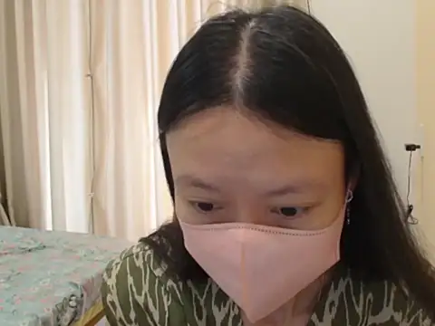 Lil-Cherries online show from January 2026 02:47:02 AM